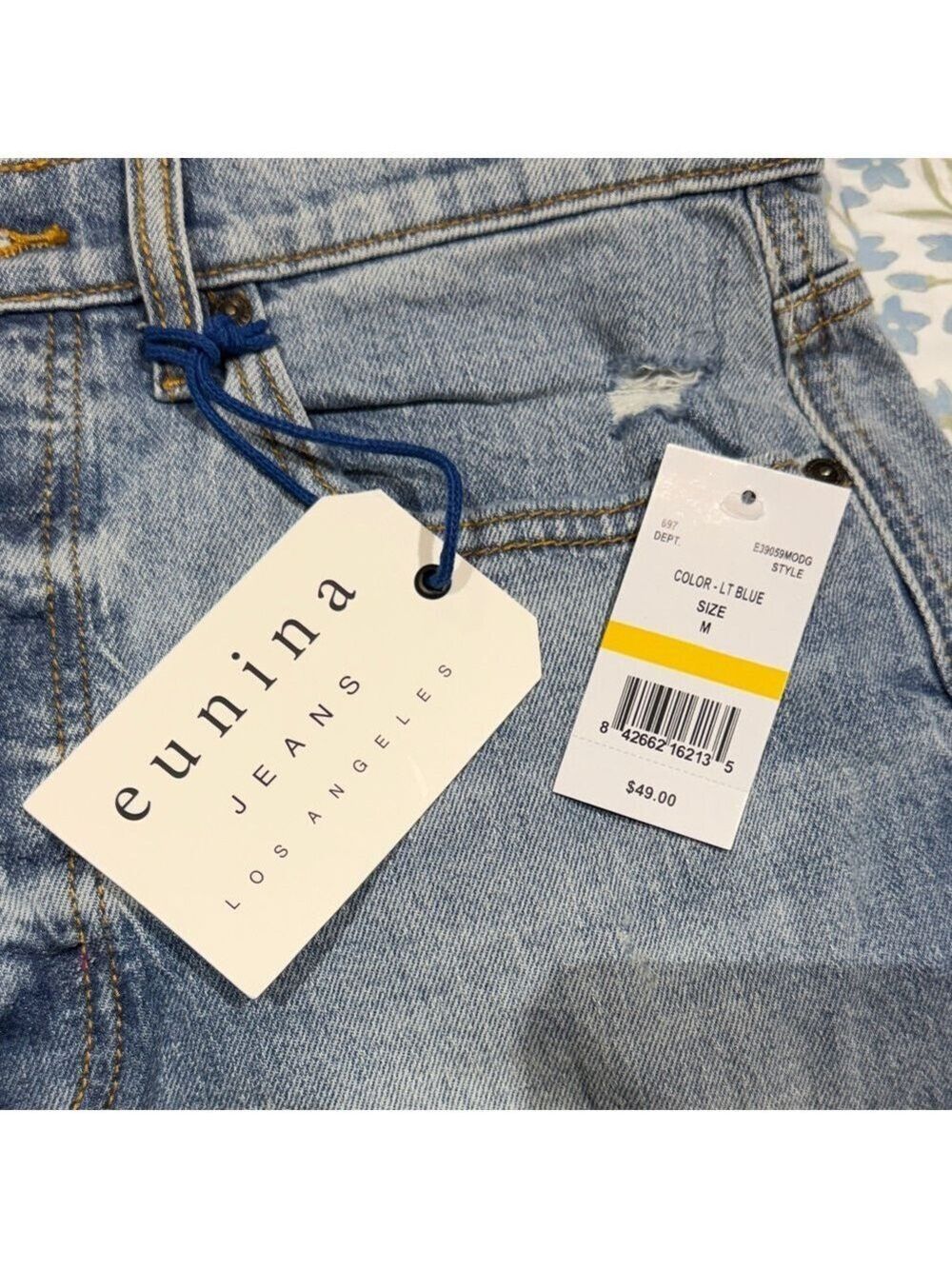 NWT Eunina Distressed Denim Shorts - Picture 4 of 4